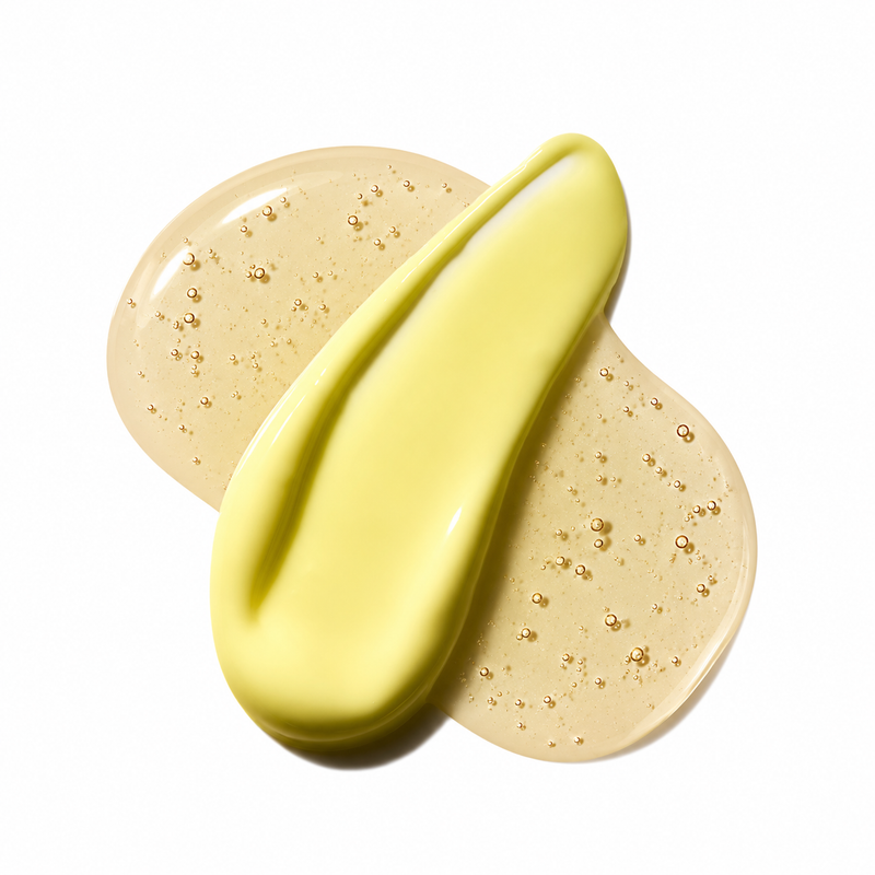 Vitamin C and Retinol serum droplets
