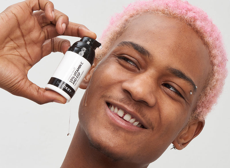 Model with Vit C 15% bottle