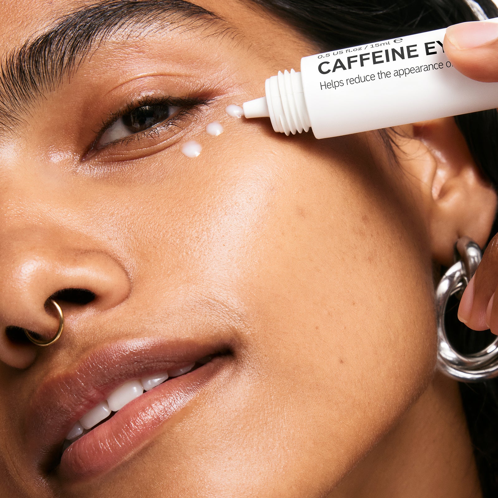 Model with Caffeine Eye Cream